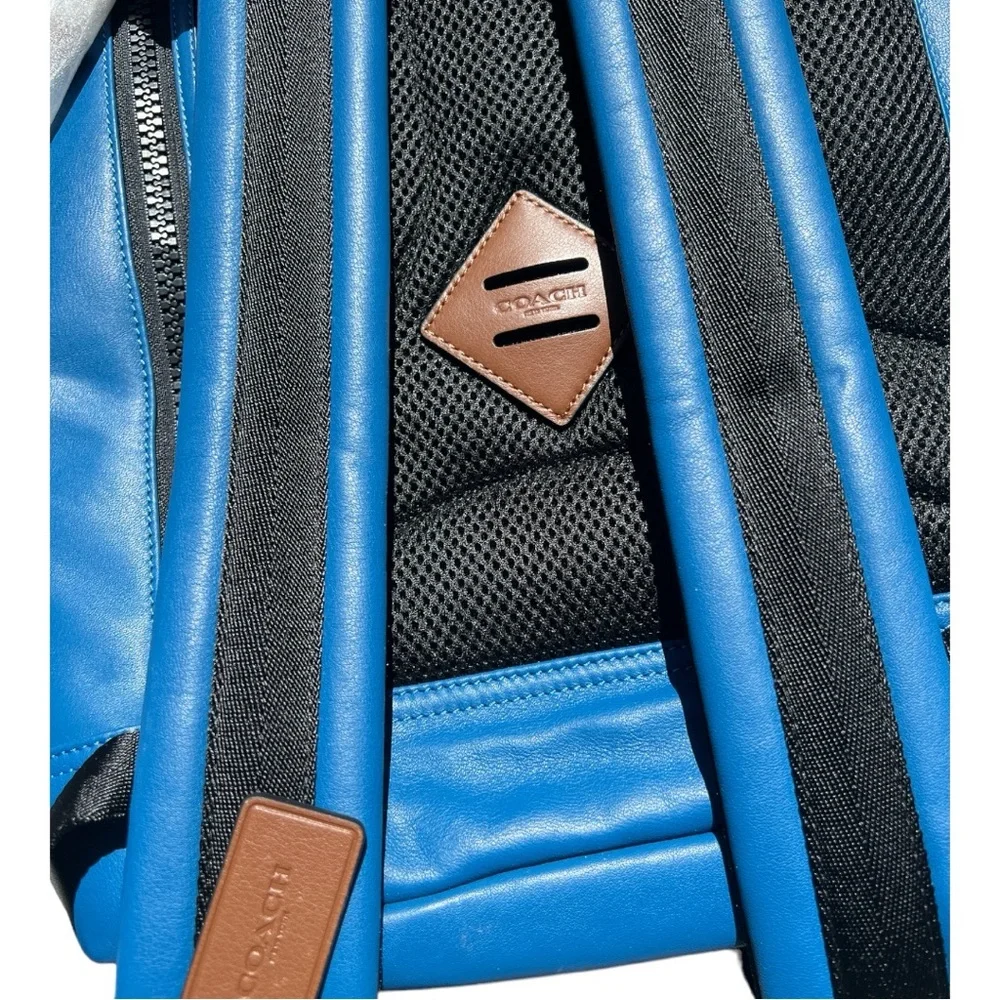 COACH Leather Laptop Backpack with Drawstring Speed-clip Closure Unisex